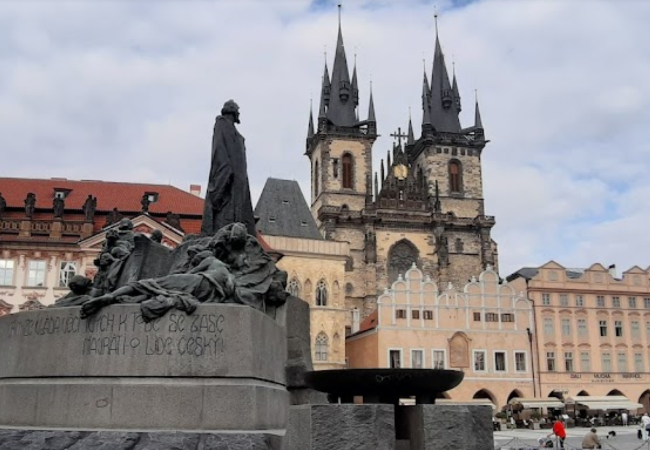 Сокровища старой и современной Праги: что посмотреть и посетить любознательному туристу?