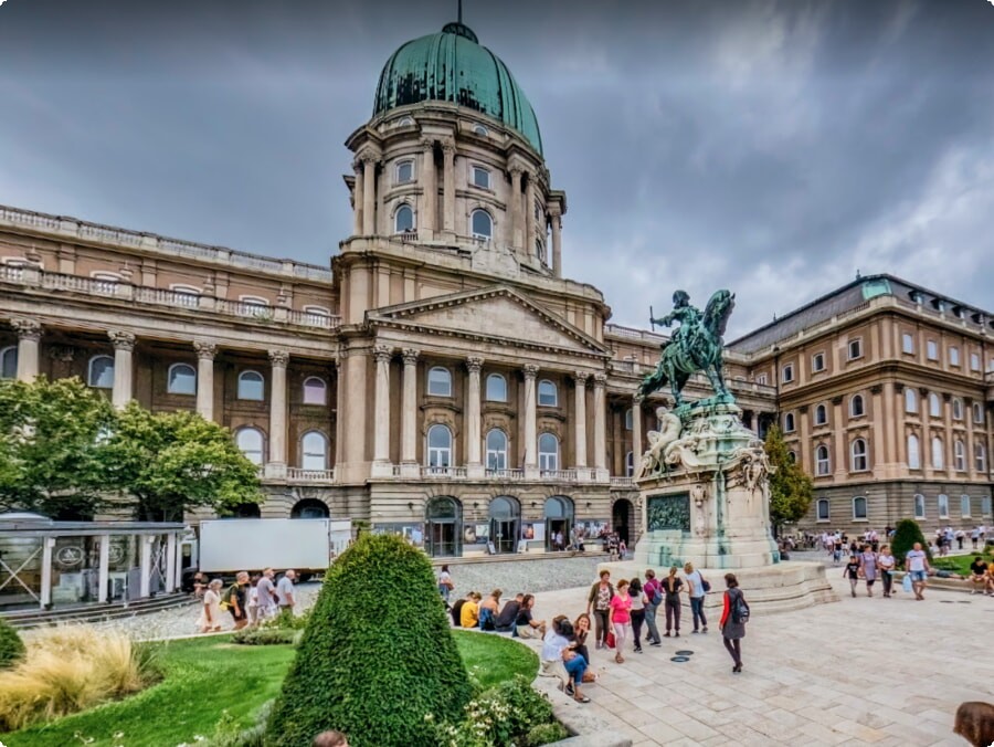 Budapest Afsløret: En omfattende byguide