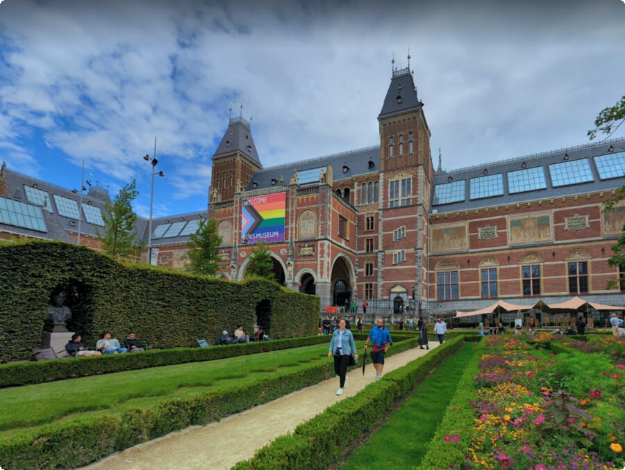 Amsterdam z ograniczonym budżetem: porady dotyczące niedrogich podróży