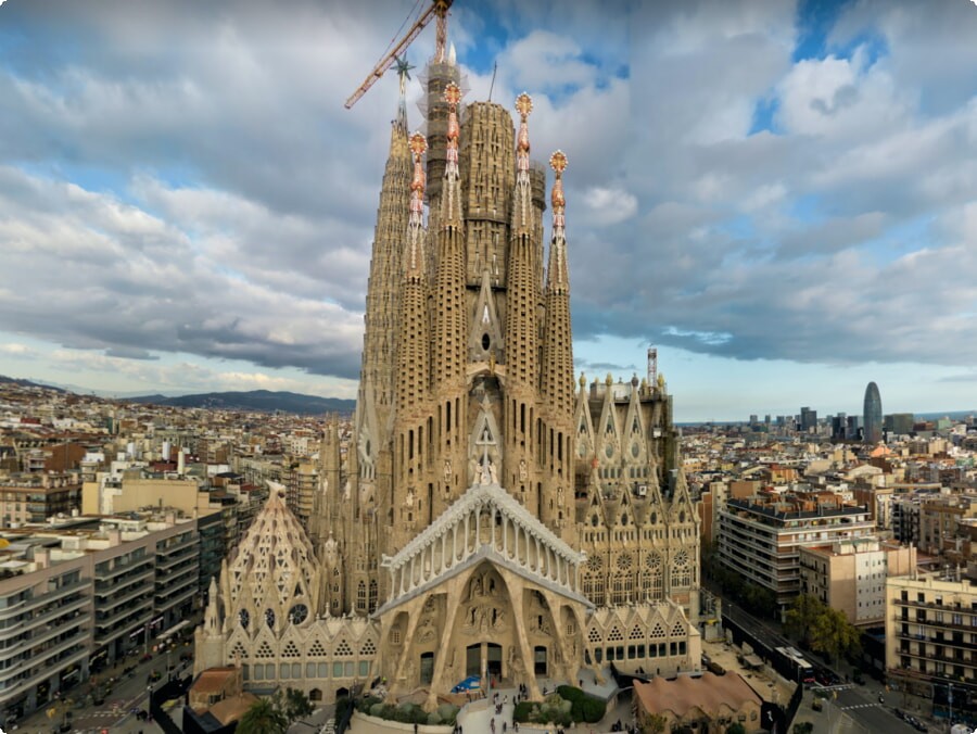 La splendeur imposante de la Sagrada Família : un guide complet