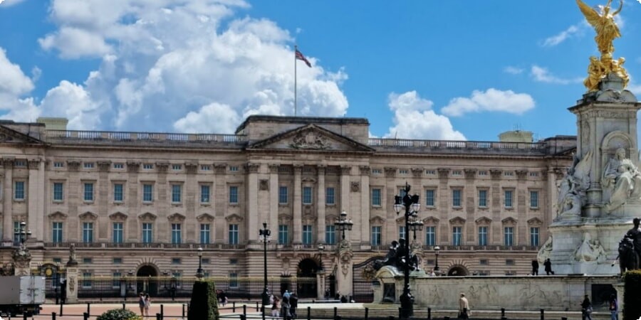 Buckingham Palace: Juvelen i Londons krone
