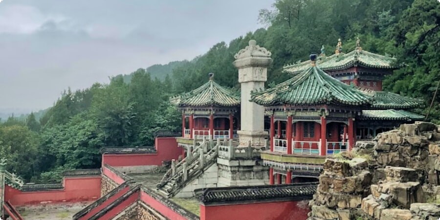 Zomerpaleisgeheimen: geschiedenis en hoogtepunten van de keizerlijke tuin van Beijing